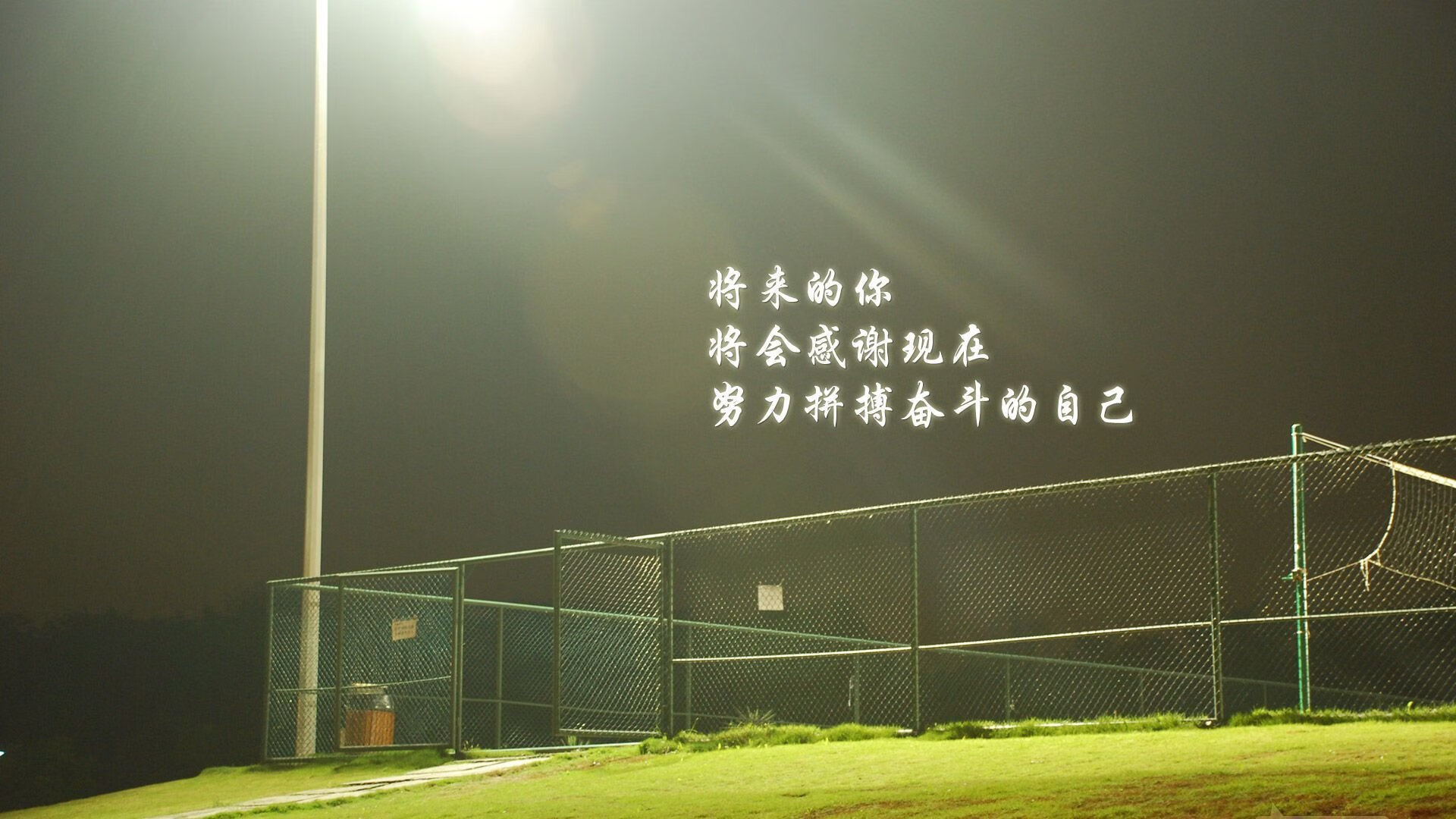 开云入口-冰面不滑？瑞士前锋雪地过人三连晃，全场惊叫！，瑞士滑雪国家队