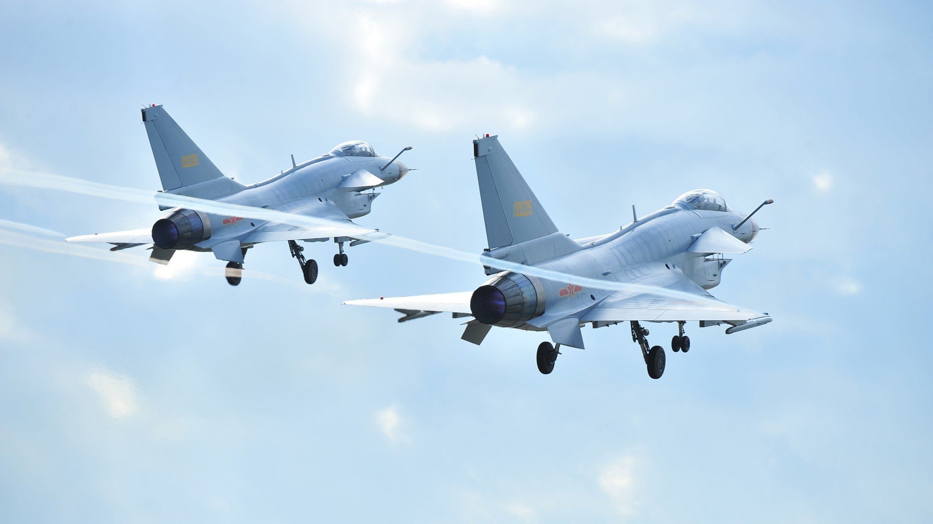 中国足球职业俱乐部球员健康管理制度创新，足球运动员管理系统