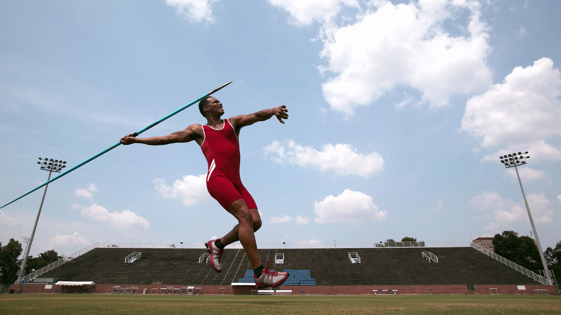 kaiyun.com-英超著名球队启动新海报“文化运动”，吸引年轻粉丝，英超宣传片主题曲